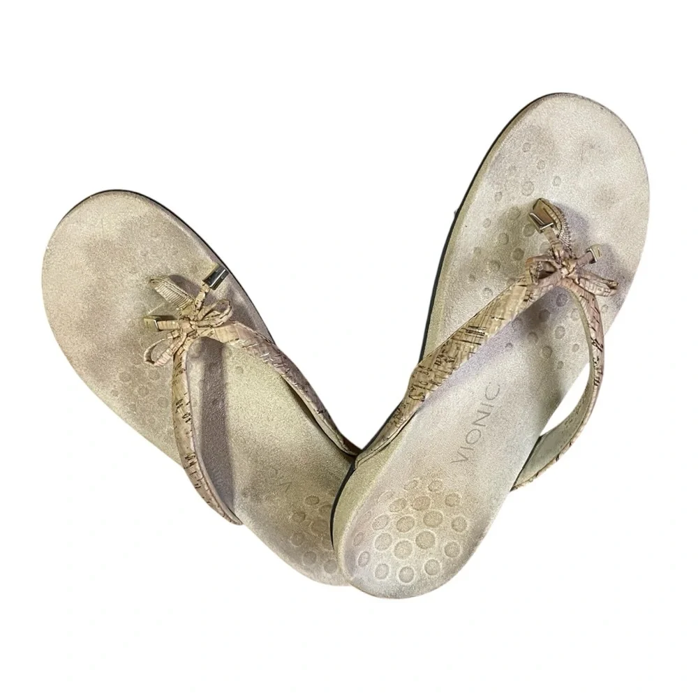 Vionic Tan Sandals with Tassel Bow Detailing Casual Comfort Summer Flipflop - Picture 2 of 3